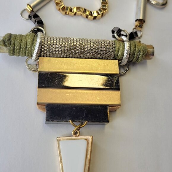 Unique and Different Pendant Necklace - Picture 11 of 14